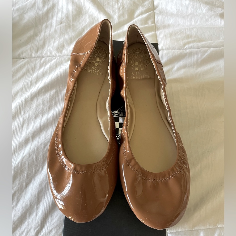 Vince Camuto ballet flats